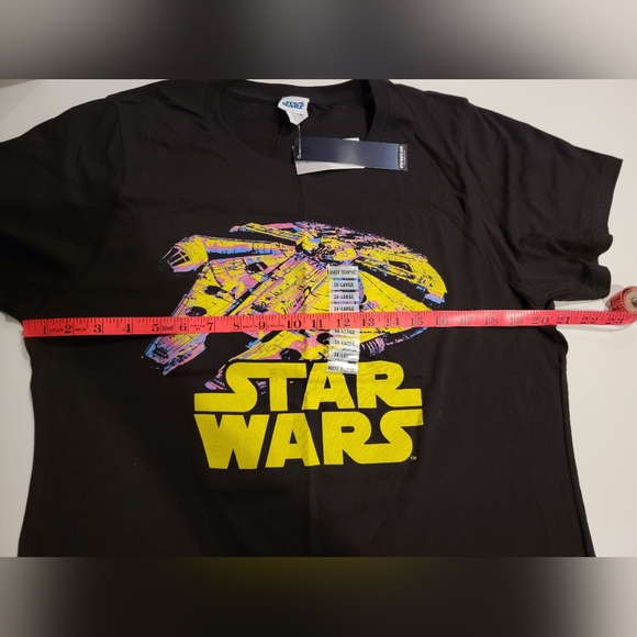 HOT TOPIC Star Wars Millennium Falcon Graphic Tee Size 3x - Picture 8 of 9